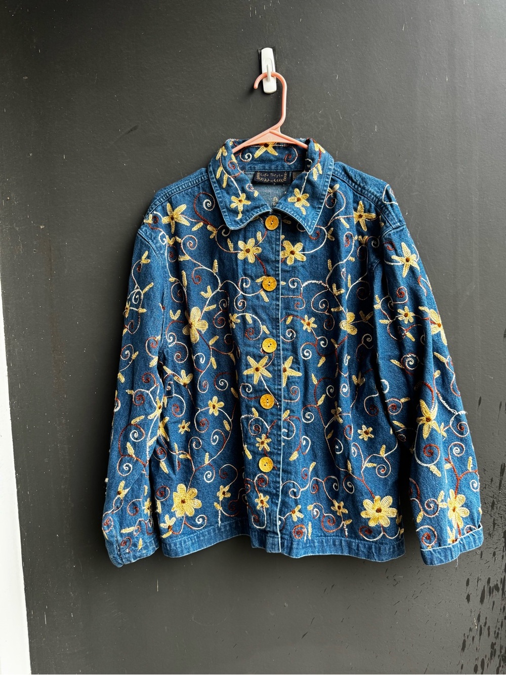 Vintage blue denim embroidery jacket